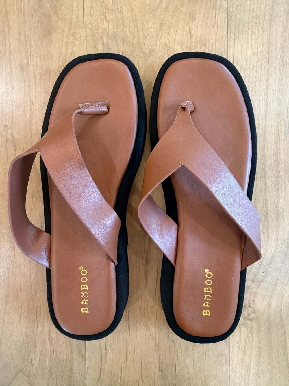 Bamboo Mayven-18 Women's Platform Thong Sandals Tan Brown Size 9M
